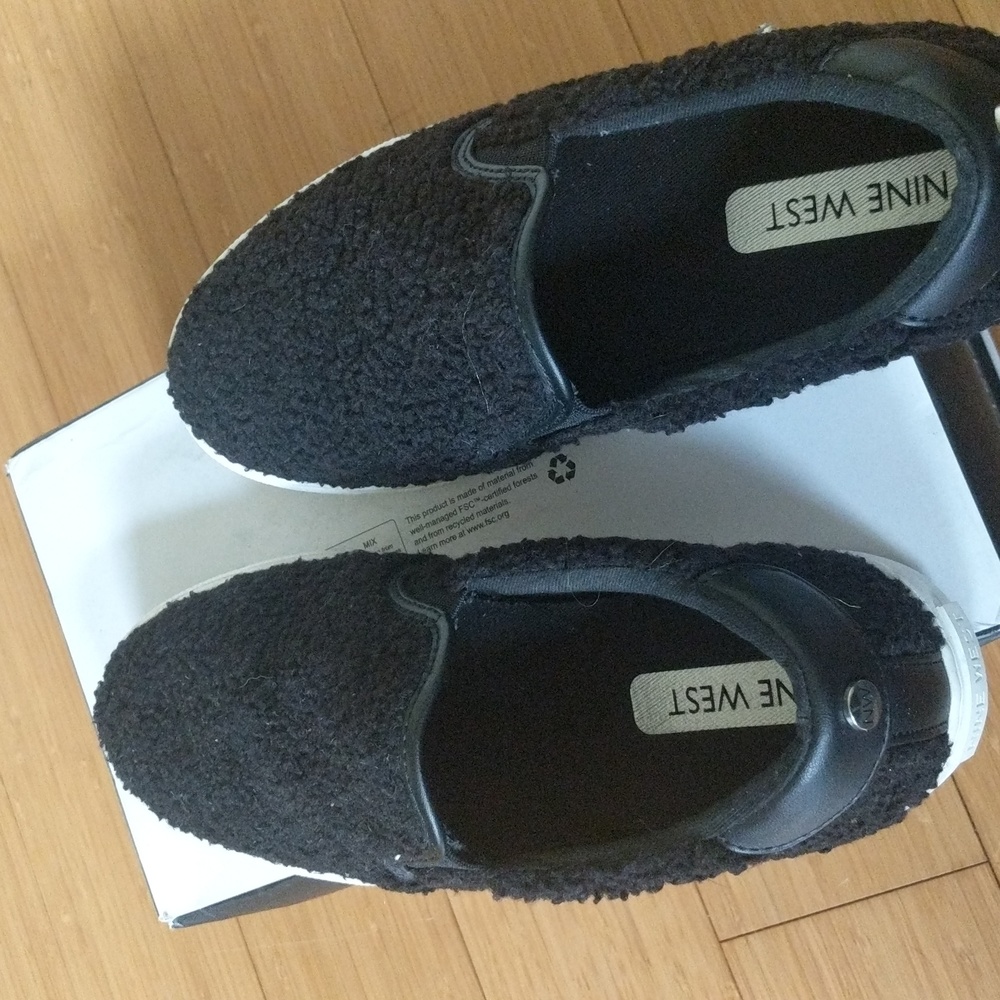 Slide on shoes - Picture 6 of 6